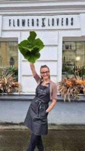 20241120_144302 - Flowers and Lovers