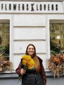 IMG_20241120_141559-02-02 - Flowers and Lovers